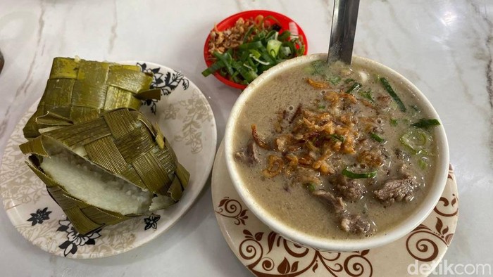 Coto Daeng Sirua Makassar.