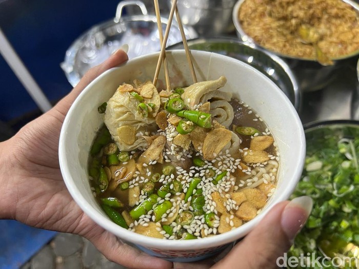 Di AlunAlun Bekasi Ada Steak Ayam Rp 20 Ribuan hingga Souffle Pancake Viral