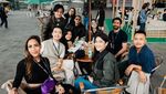 Momen Dian Sastro Pemeran Gadis Kretek Saat Makan Korean BBQ Pakai Beskap