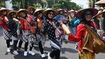 1.300 Warga Ramaikan Festival Jamu Gendong di Madiun