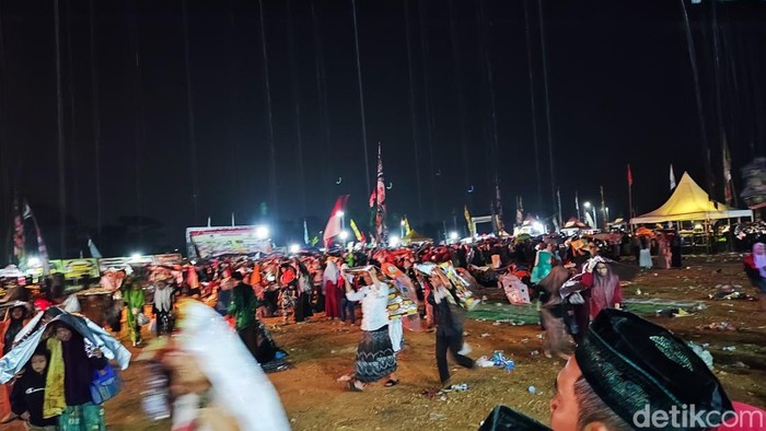 Hujan mengguyur kawasan Minggir, Sleman, Sabtu (4/11/2023)