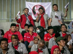 Ribuan Banteng Surabaya Ikuti Doa Keselamatan, Siap Menangkan Ganjar-Mahfud