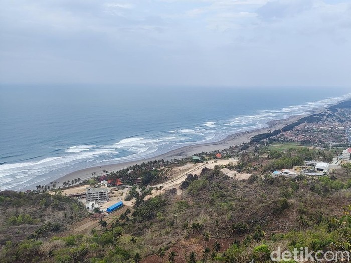 Kawasan pantai selatan Gunungkidul, Daerah Istimewa Yogyakarta. Foto diunggah pada Sabtu (4/11/2023).