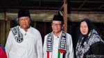 Potret Mahfud Pakai Syal Save Palestine di Haul Ponpes Minggir