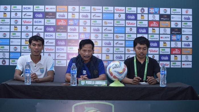 Pelatih Persela Djanur
