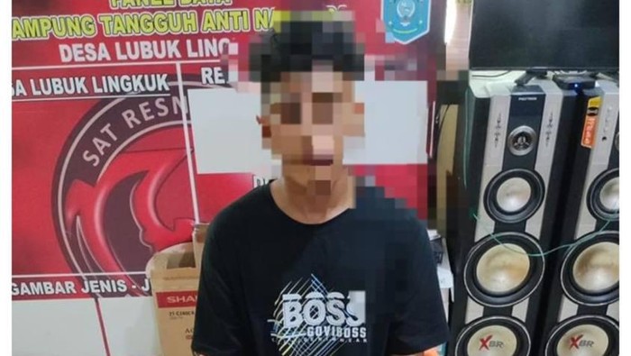 Pengedar sabu