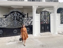 8 Potret Rumah Mewah Bos Fashion Online, Disebut Netizen Hasil Editan