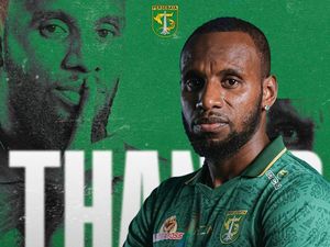 Persebaya Akhiri Kerja Sama dengan Yohanes Kandaimu