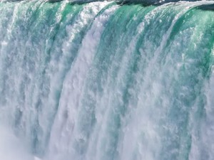 Air Terjun Terbesar dan Tertinggi di Bumi Bersembunyi di Bawah Air