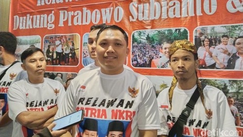 Deklarasi relawan Ganjar Pranowo di Jabar pindah haluan dukung Prabowo-Gibran.