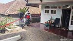 Ekstrem Downhill di Perkampungan Hingga Masuk Dapur