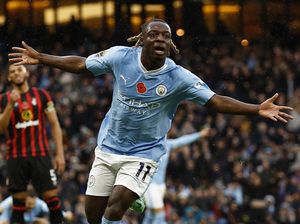 Jeremy Doku Teken Kontrak Baru dengan Man City