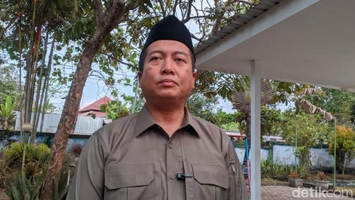 Juru Bicara Kementerian Luar Negeri Republik Indonesia Lalu Muhammad Iqbal ditemui di Mataram, Sabtu (4/11/2023). (Ahmad Viqi/detikBali).