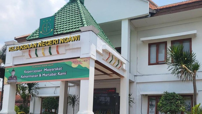 Kejaksaan Negeri Ngawi.