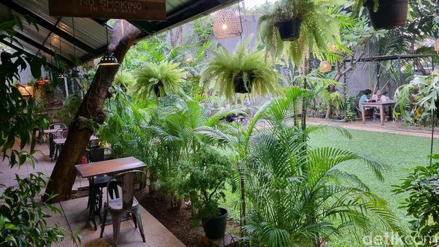 Koffie Toean, coffee shop di Bekasi rasa Bandung.