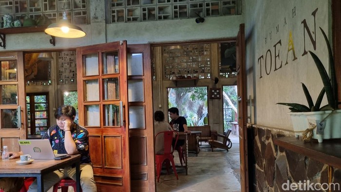 Koffie Toean, coffee shop di Bekasi rasa Bandung.