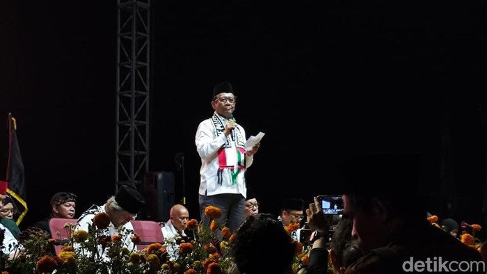 Mahfud Md di Ponpes Minggir, Sleman, Sabtu (4/11/2023).