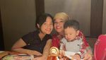 Momen Dewi Mama Fuji, Saat Makan Bareng Haji Faisal dan Keluarga