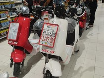 Motor Listrik Dapat Potongan Subsidi Rp 7 Juta di Transmart