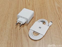 Unboxing Oppo Find N3 Flip, HP Layar Lipat Punya 3 Kamera