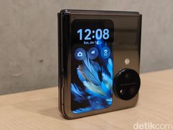 Unboxing Oppo Find N3 Flip, HP Layar Lipat Punya 3 Kamera