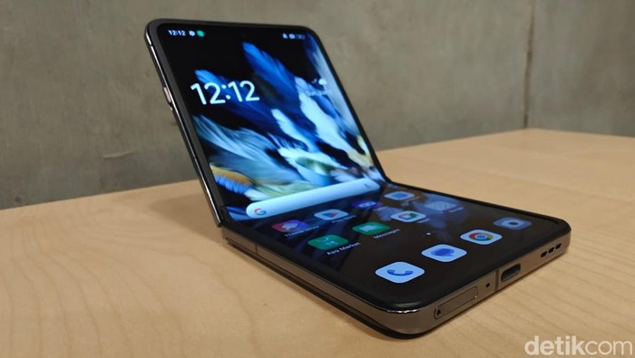 Oppo Find N3 Flip