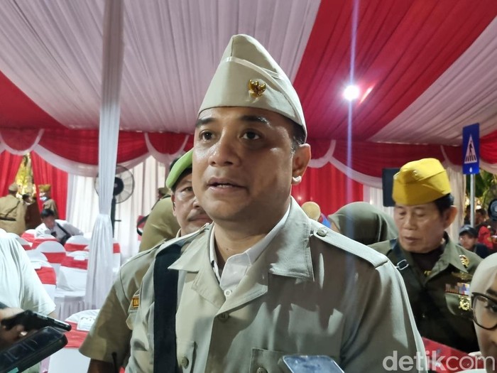 Surabaya Parade Juang memperingati Hari Pahlawan 2023 digelar hari ini di Tugu Pahlawan. Ini merupakan teatrikal memekikkan perjuangan arek-arek Suroboyo pada 10 November 1945.
