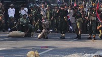 Potret teatrikal pertempuran arek-arek Suroboyo saat melawan Sekutu di Surabaya.