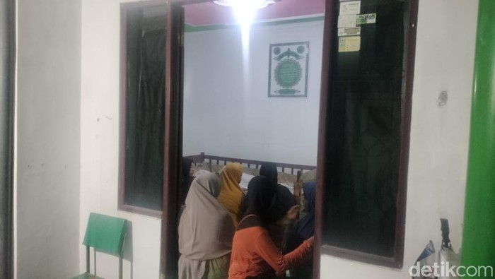 pemain bola tersambar petir meninggal