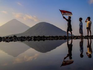 7 Lagu Daerah Maluku serta Maknanya, Ada Lagu Rasa Sayange hingga Ayo Mama