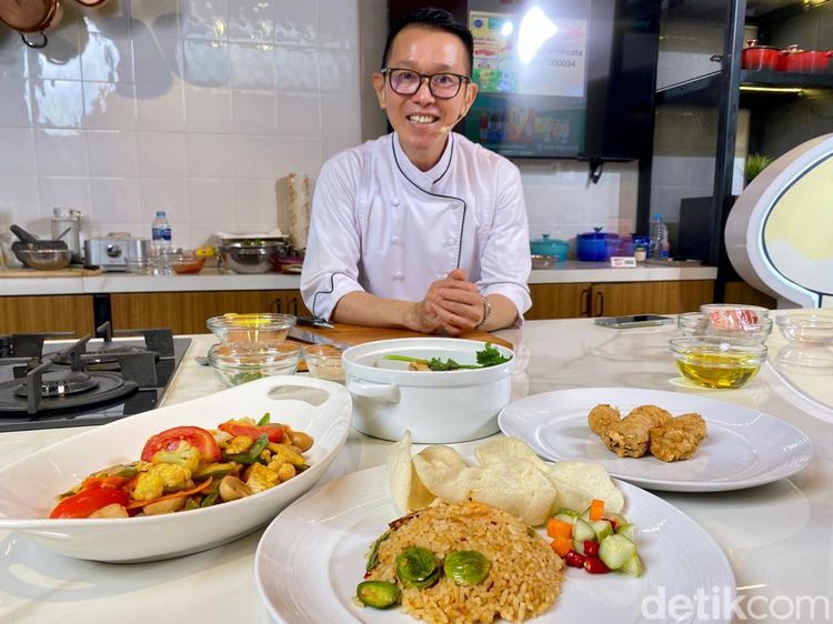 Potret Seru Cooking Class Masakan Bangka Bareng Chef Eddrian
