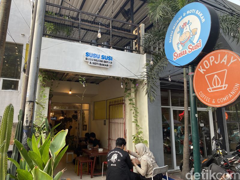 Susu Susi Segar di Gandaria Tengah, Jakarta Selatan