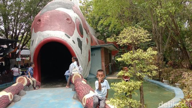 Tiga Bintang Firdaus Water Park
