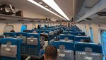 Liburan Naik Shinkansen Kini Tak Perlu Repot Bawa-bawa Koper