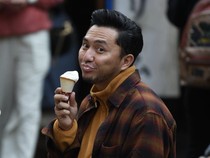 10 Potret Kulineran Ananda Omesh yang Lelang Motornya Demi Bantu Palestina