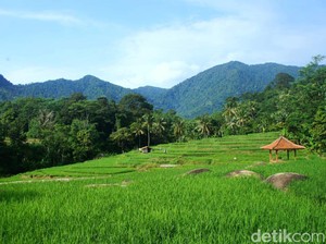 Karawang Tak Hanya Pabrik-pabrik Ya, Ada Pula yang Mirip Ubud
