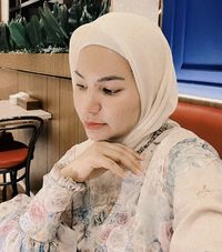 Ayu Soraya, Istri Pertama Koh Apex Yang Hobi Makan Di Resto Dan Jajan Kue