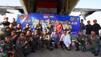 Selanjutnya, bantuan kemanusiaan ini akan dikelola pengirimannya sampai ke Palestina oleh Palang Merah Internasional Mesir. Dengan melalui proses seremonial penandatanganan Berita Acara Serah Terima (BAST) oleh Wamenlu RI kepada perwakilan Egyptian Red Crescent, Ahmed Aly.  
