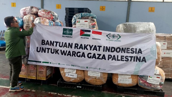 Bantuan untuk Rakyat Palestina Terus Mengalir Sebagai bentuk solidaritas kemanusiaan dan perwujudan ukhuwah basyariyah, NU Care-Lazisnu PBNU mengirimkan bantuan kemanusiaan untuk rakyat Palestina.