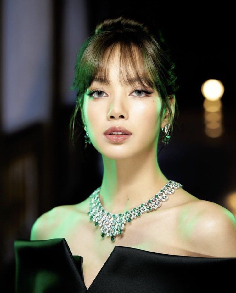 CEO BVLGARI menunjukkan dukungan untuk Lisa BLACKPINK CEO BVLGARI menunjukkan dukungan untuk Lisa BLACKPINK