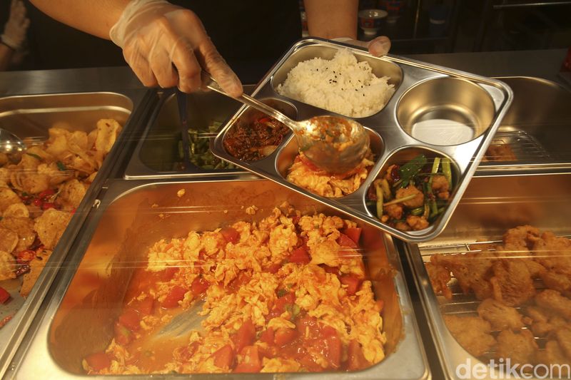 Chummy Tummy: Sensasi Makan 'Chinese Fast Food' yang Baru dan Unik