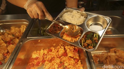 Di Resto Chinese Fast Food Ini Ada Sapi Lada Hitam dan Tomato Egg Sedap