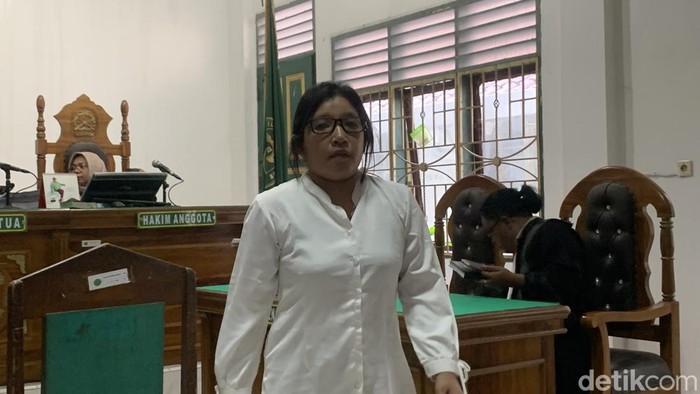 Eks Bendahara Bawaslu Karo, Dian Ika Yoes Refida (Raja Malo Sinaga/detikSumut)