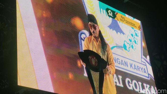 Gus Miftah saat memberikan sambutan di HUT Golkar.