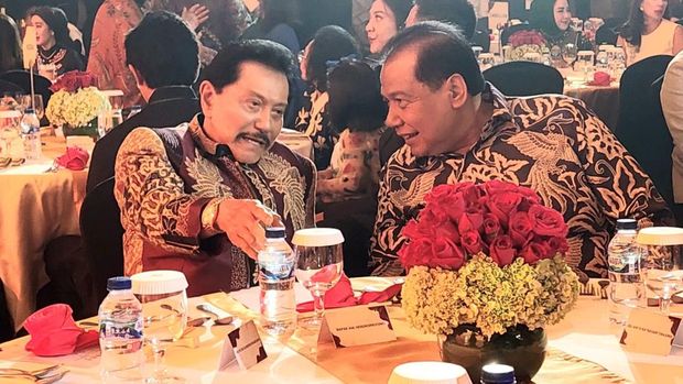 Hendropriyono di syukuran hari ulang tahun Anita Ratnasari Tanjung. (Dok. Istimewa)