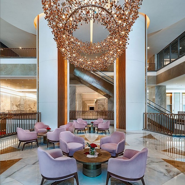 Foto: Mall Mewah Milik Istri Orang Terkaya Asia, Lantainya Lapis Marmer