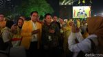 Jokowi hingga Prabowo Semringah di HUT Golkar