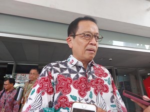 OJK: Ruang Penurunan Bunga Kredit Bank Masih Terbatas di 2024