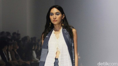 10 Koleksi Denim Sejauh Mata Memandang di Jakarta Fashion Week 2024