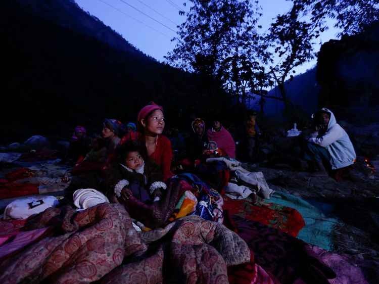 Korban Gempa Nepal Tidur di Luar Ruangan Saat Cuaca Dingin